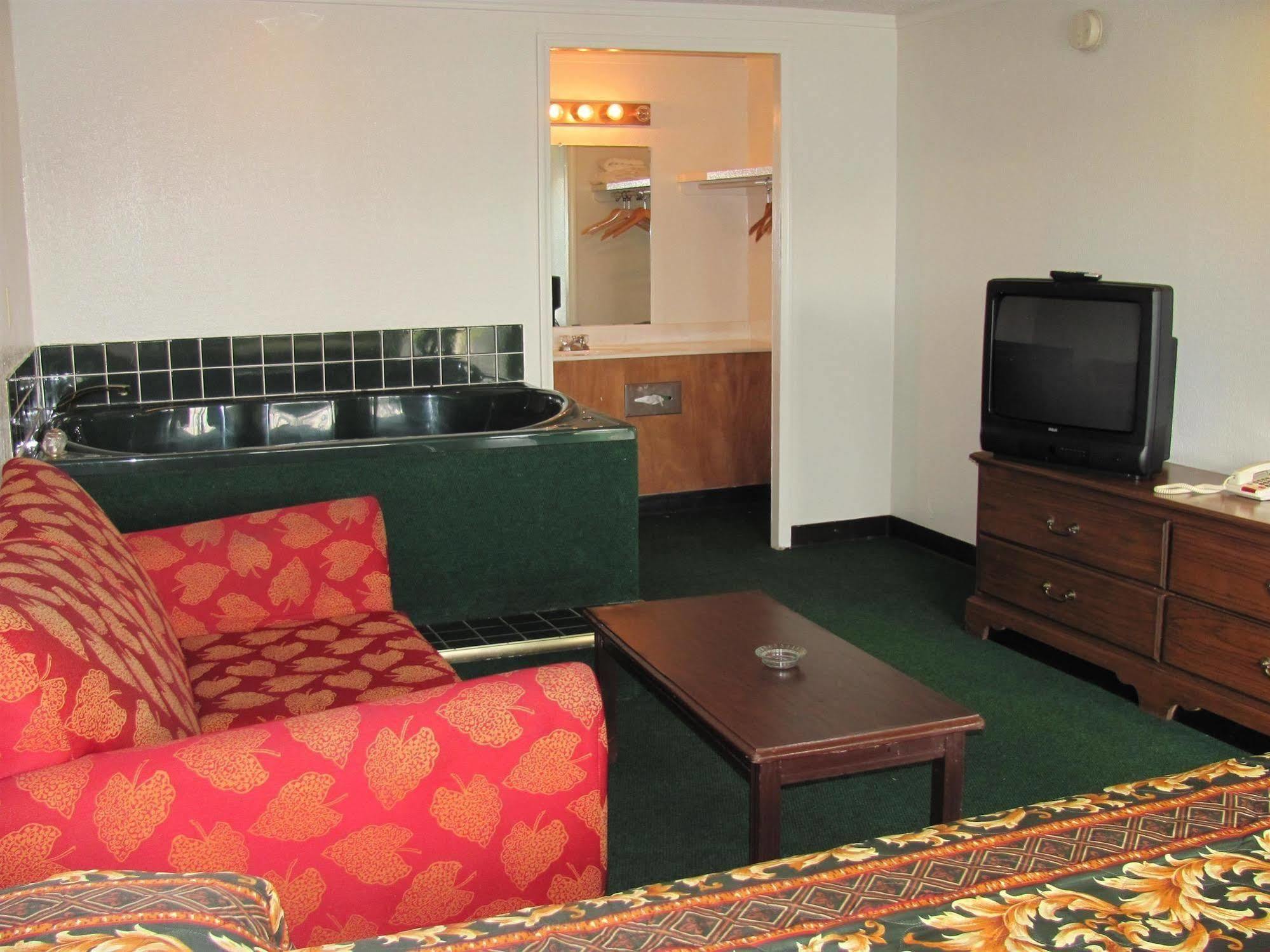 M Star Columbus North Motel Ngoại thất bức ảnh