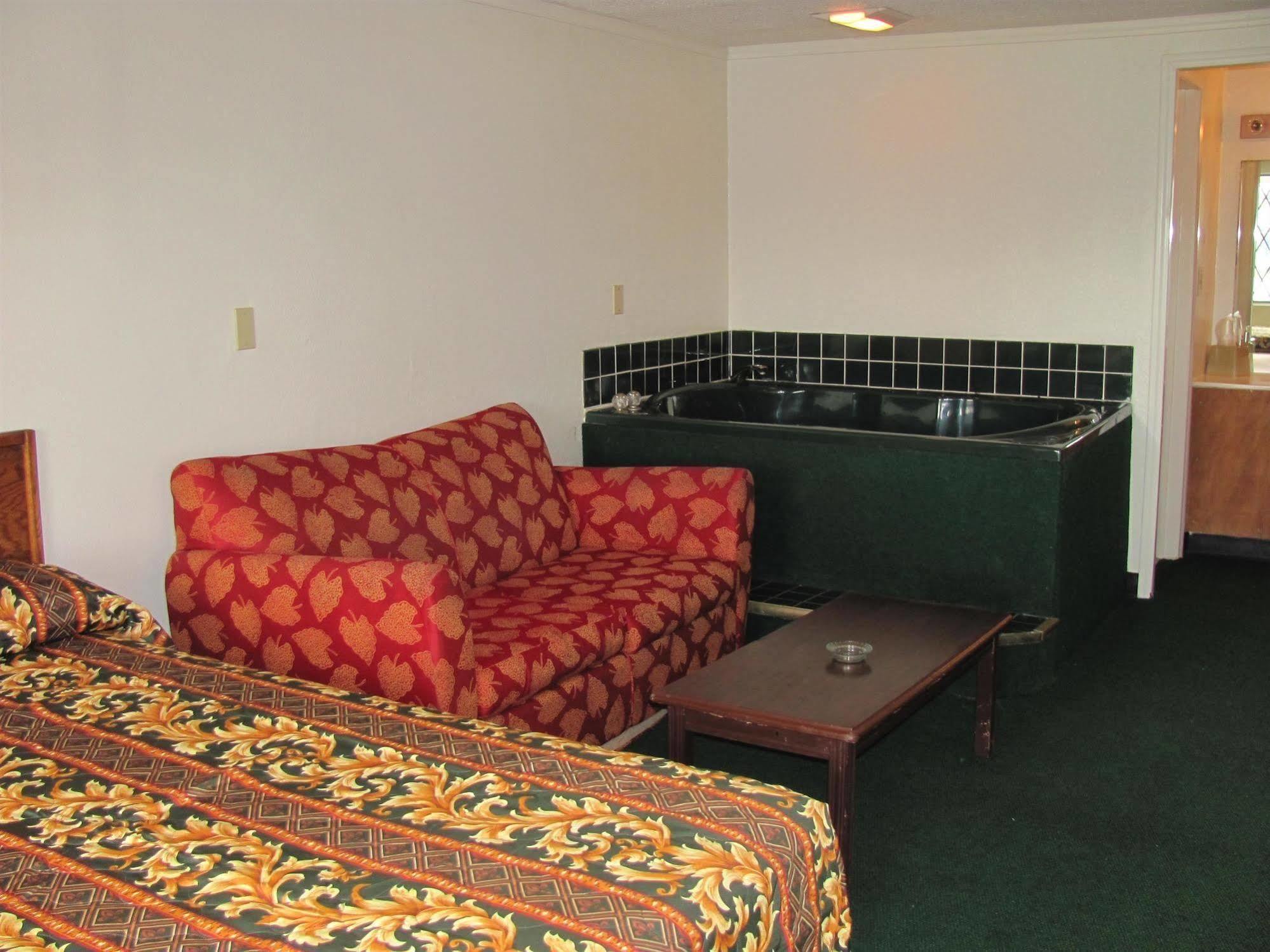 M Star Columbus North Motel Ngoại thất bức ảnh
